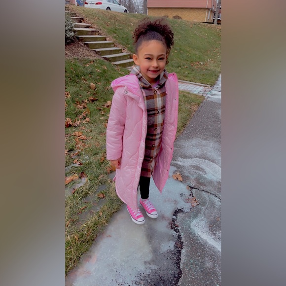 Meet your Posher, Priscilla - Picture 6 of 6